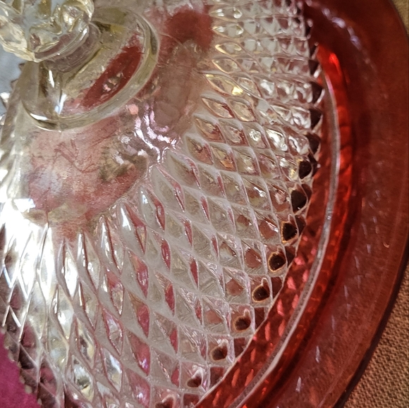 🎄Vintage Indiana Glass Butter Dish, 60s Ruby Flash/Cranberry glass diamondpoint - Picture 9 of 16